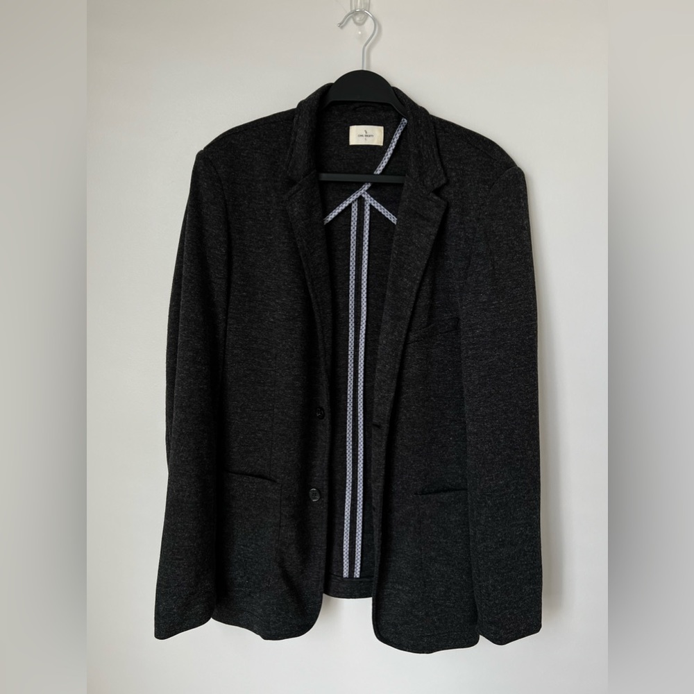 Civil Society Men’s Sport-coat with shoulder padding